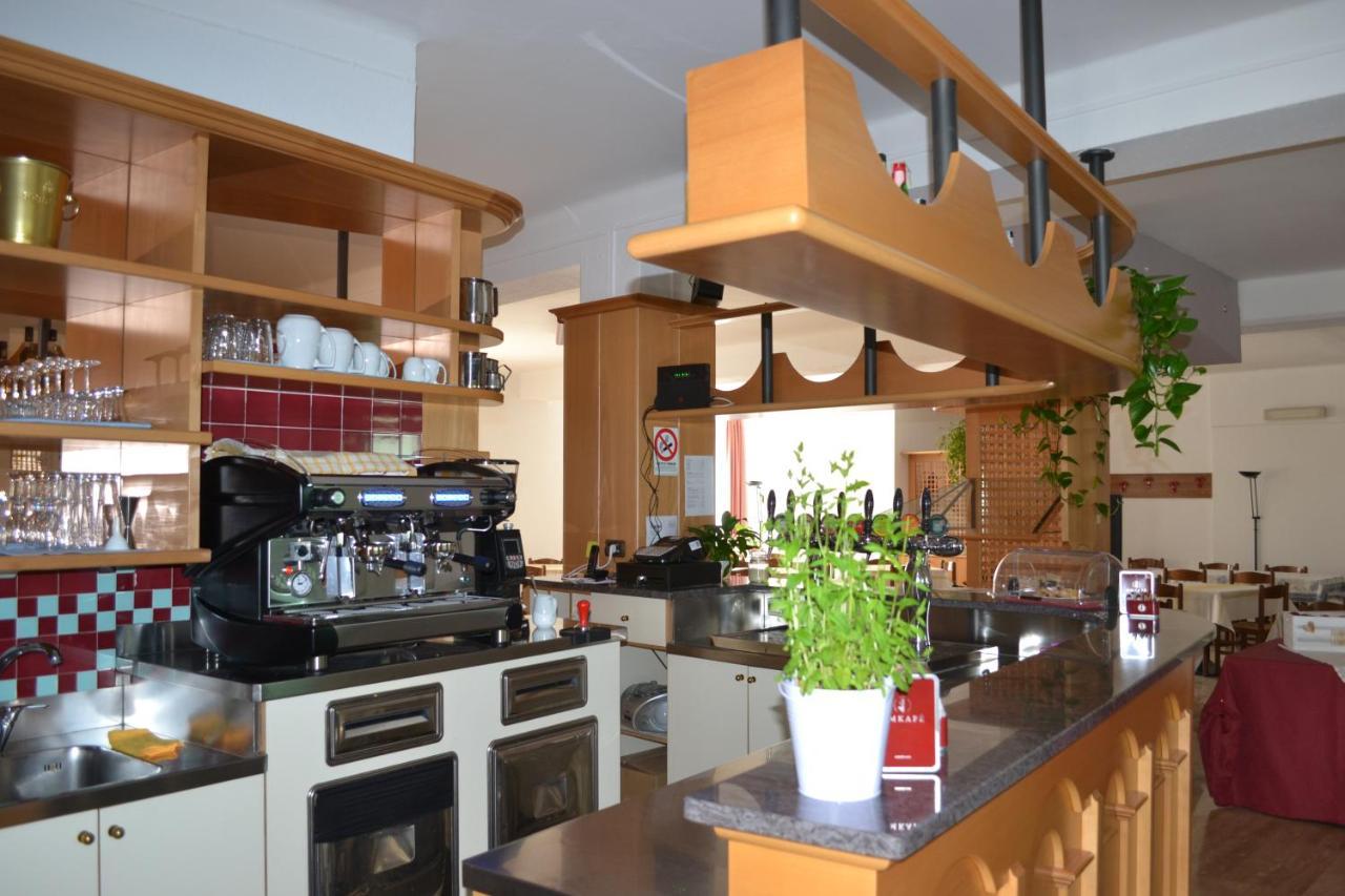 Garni Anna Hotel Besenello Luaran gambar